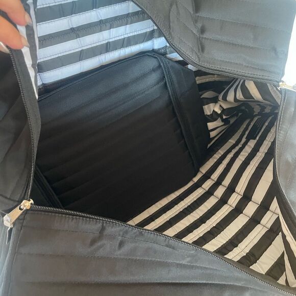 Black weekender bag - Picture 3 of 6